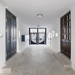 Apartment Lwowska 9 - Cozy & Comfortable By Renters, Warsaw